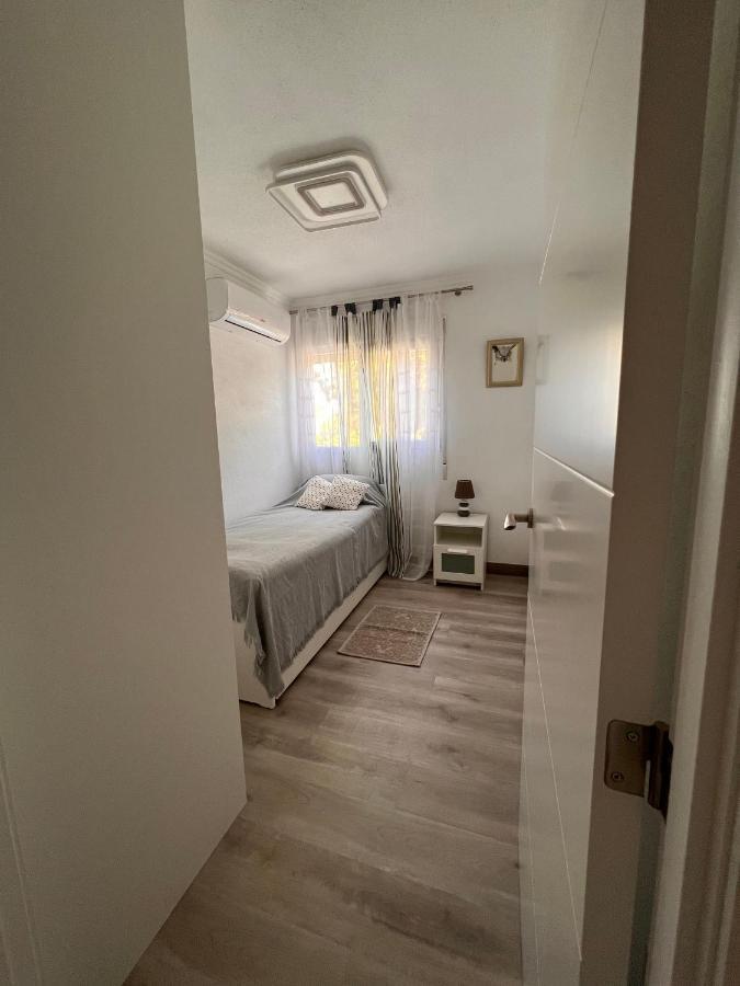 Orihuela Costa 3 Bdr Condo On La Zenia Beach With Patio Exterior foto